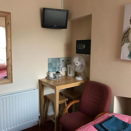 Bayside Guest House Porthcawl Εξωτερικό φωτογραφία